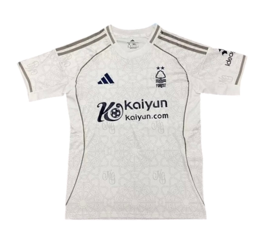 Nottingham Forest 2025/26 courte manche